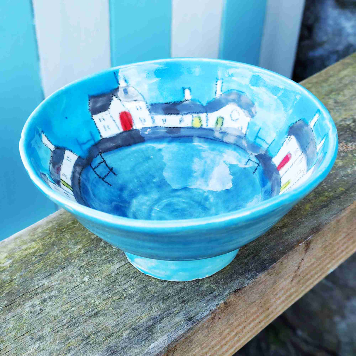 Seaside Cottage bowl by Wellydog Ceramics COM