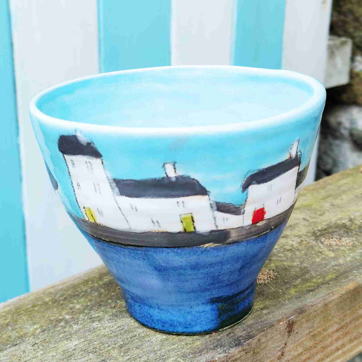 Seaside Cottage bowl by Wellydog Ceramics COM