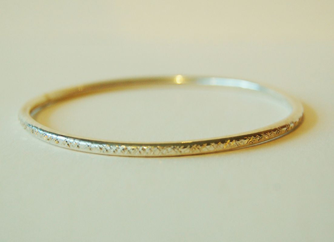 Amy R Lee criss cross silver bangle