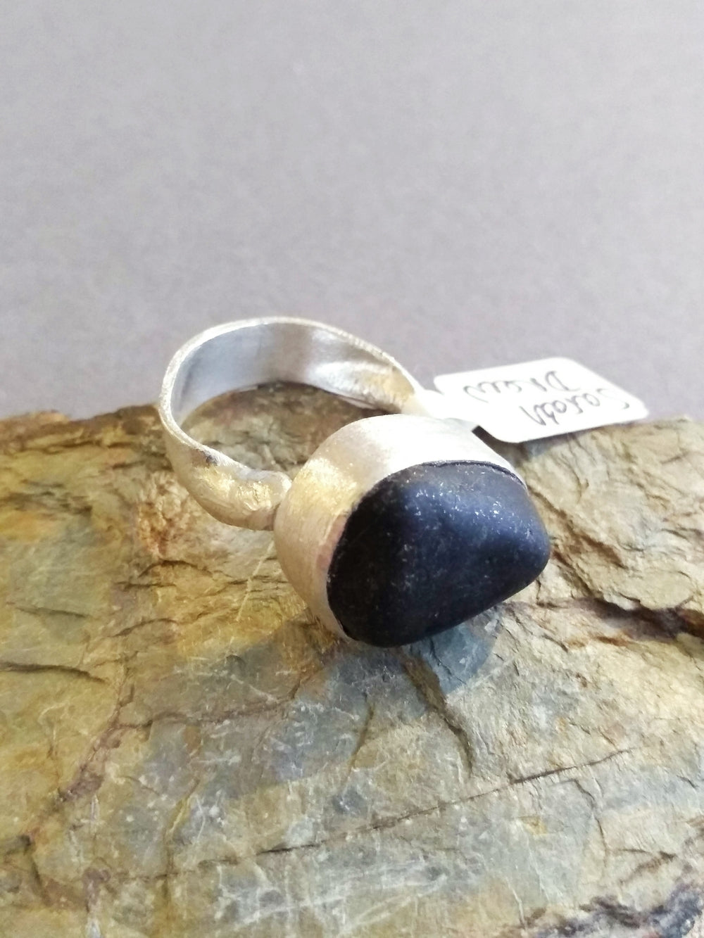 Sarah Drew Boulder Ring (Black)