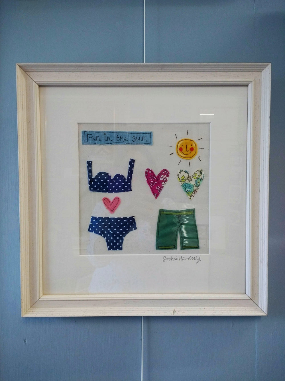 Sophie-Harding-Fun-In-The-Sun