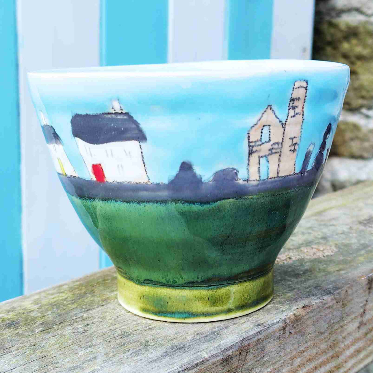 Moorland Cottage bowl by Wellydog Ceramics COM