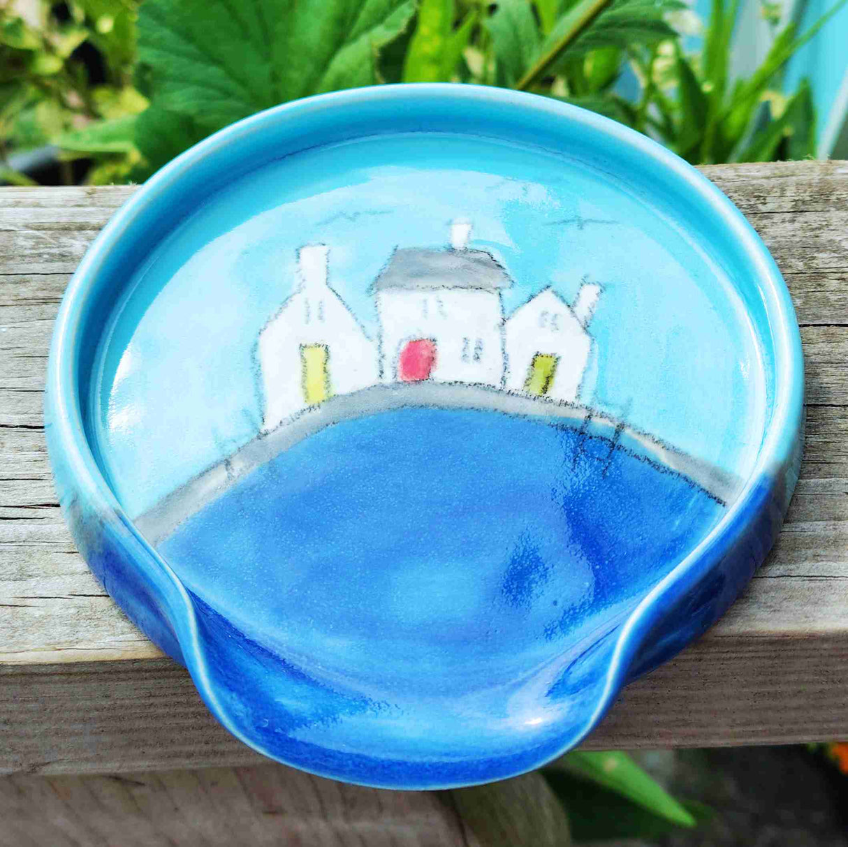 Seaside Cottage Spoon Rest by Wellydog Ceramics COM