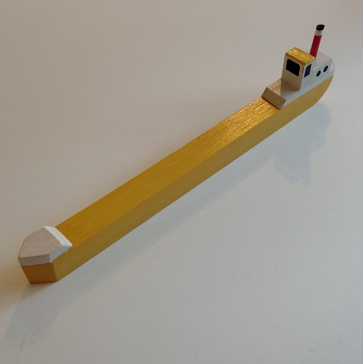Medium yellow fishing boat by David Fry (COM) (Copy)