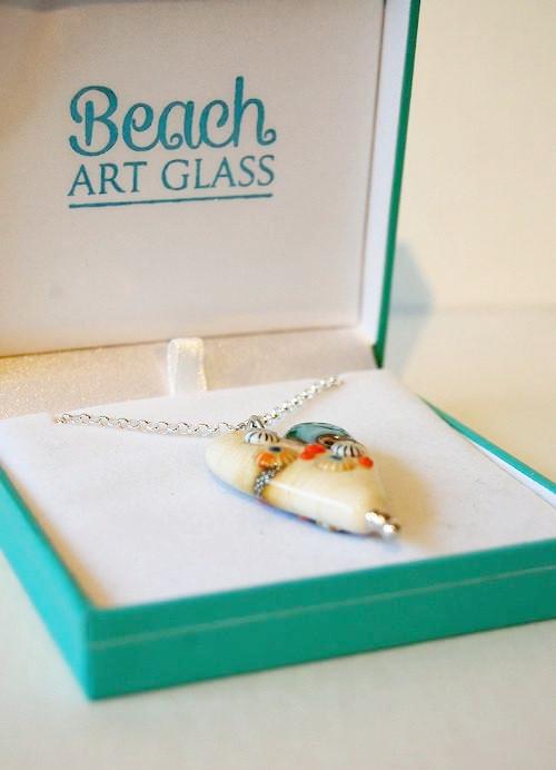 long sand sea heart pendant