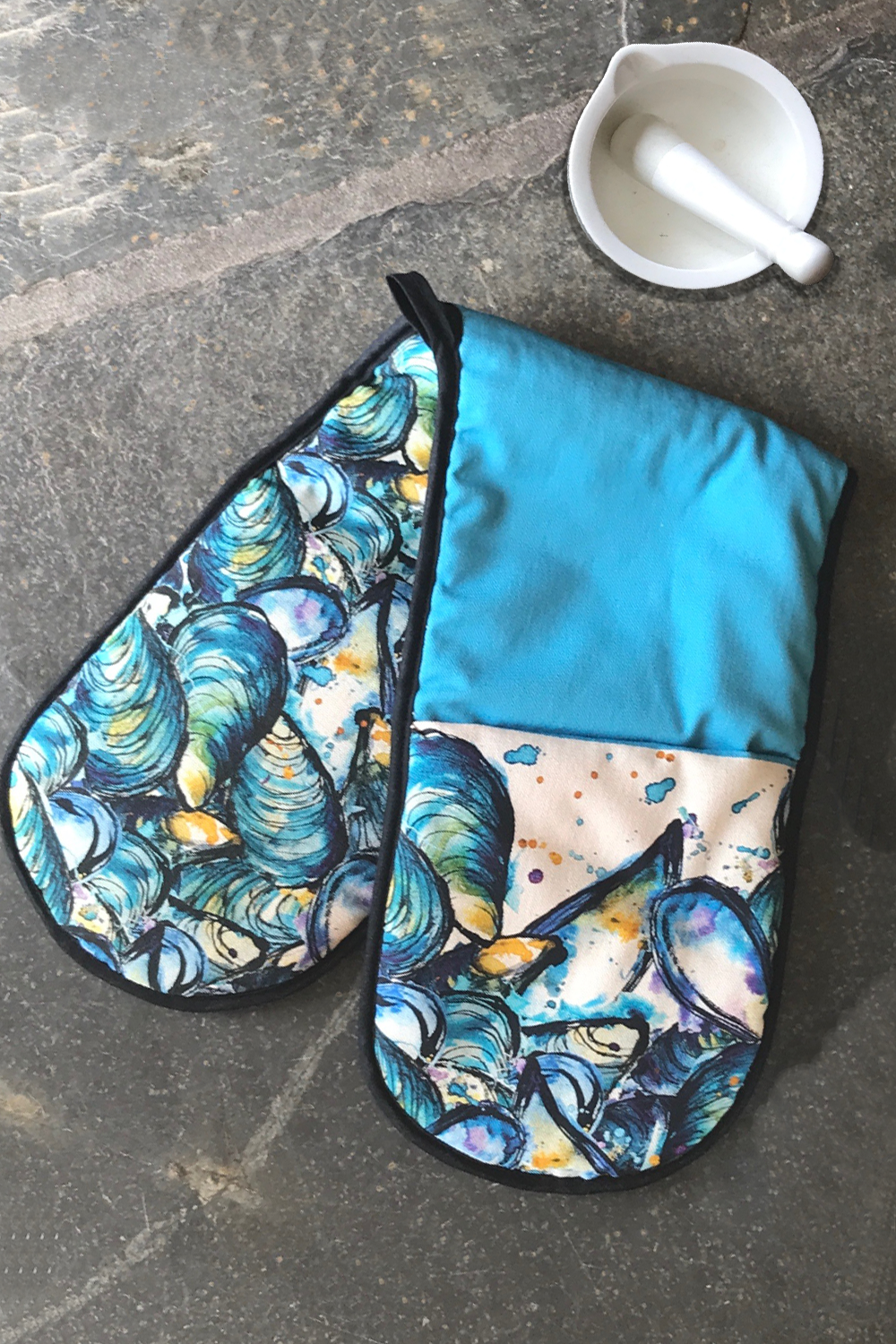 Mussels Oven Glove