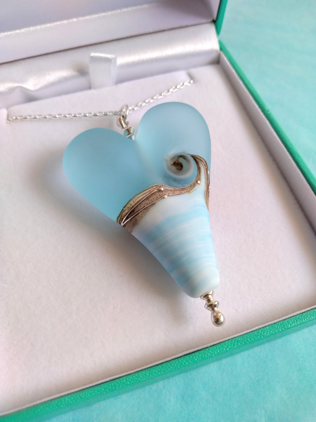 Sea Breeze extra large heart pendant