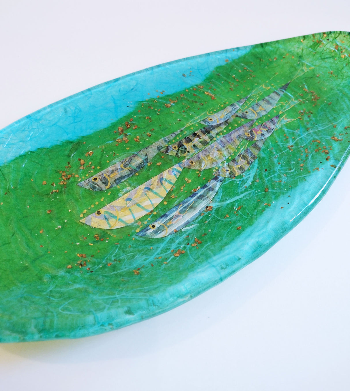 Margaret Johnson Strawsilk Glass "Shoal of Fish" sea platter