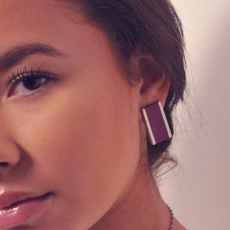 Medium rectangle stud earrings with Grape leather inlay
